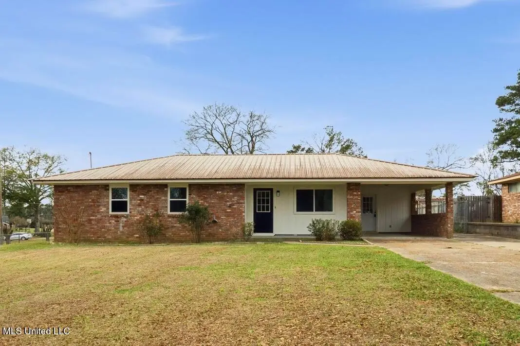 816 Hart Road, McComb, MS 39648 - Image #1