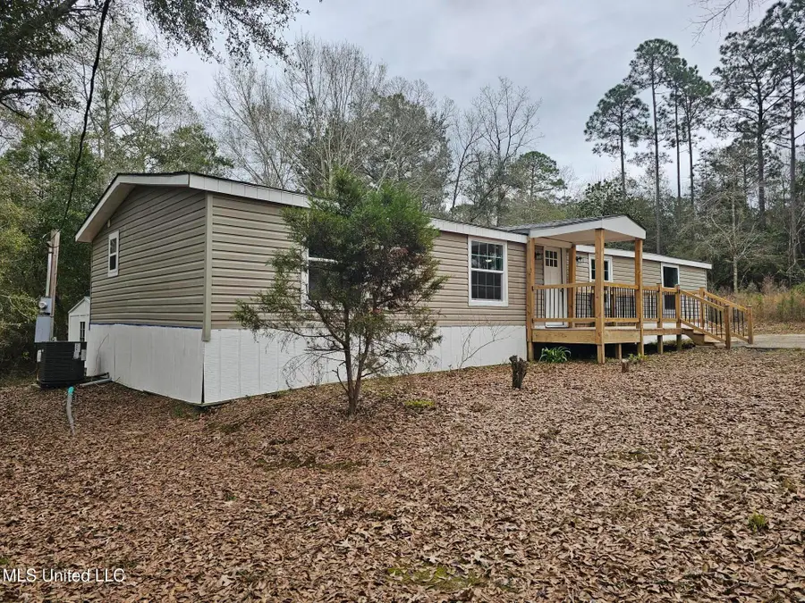 9712 Lualini Place, Diamondhead, MS 39525 - Image #2