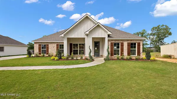 703 Honeysuckle Loop, Canton, MS 39046