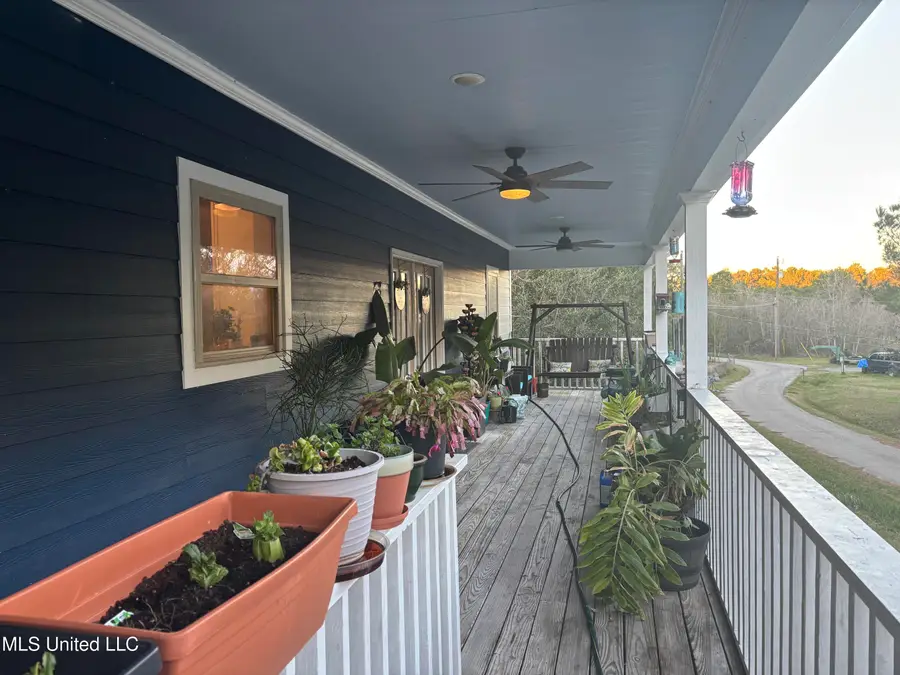513 Poinsettia Drive, Bay Saint Louis, MS 39520 - Image #2