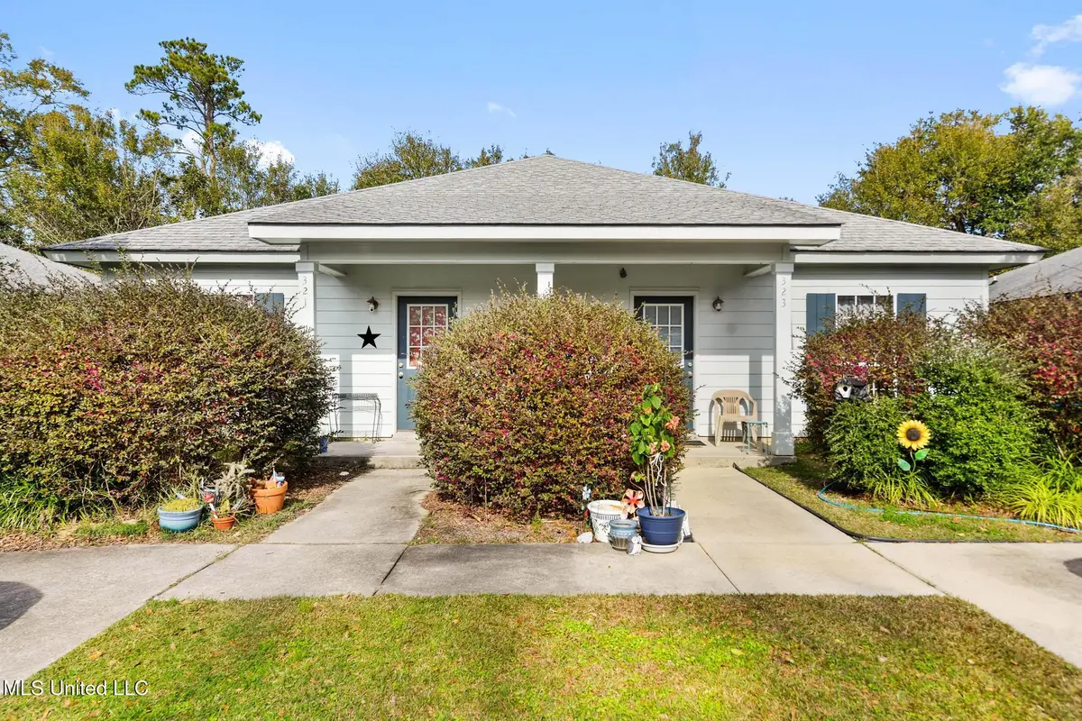 321/323 Ruella Street, Bay Saint Louis, MS 39520 - Image #1