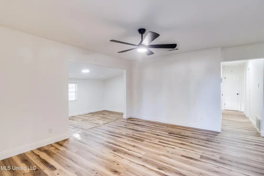 2108 Glendale Street, Pascagoula, MS 39567 - Image #3