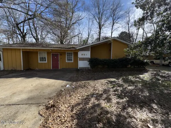 921 Westway Street, Jackson, MS 39212