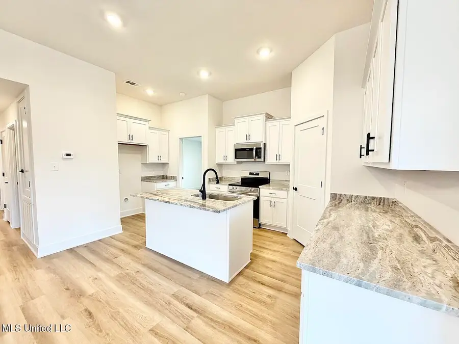 14930 Fritz Circle, Gulfport, MS 39503 - Image #3