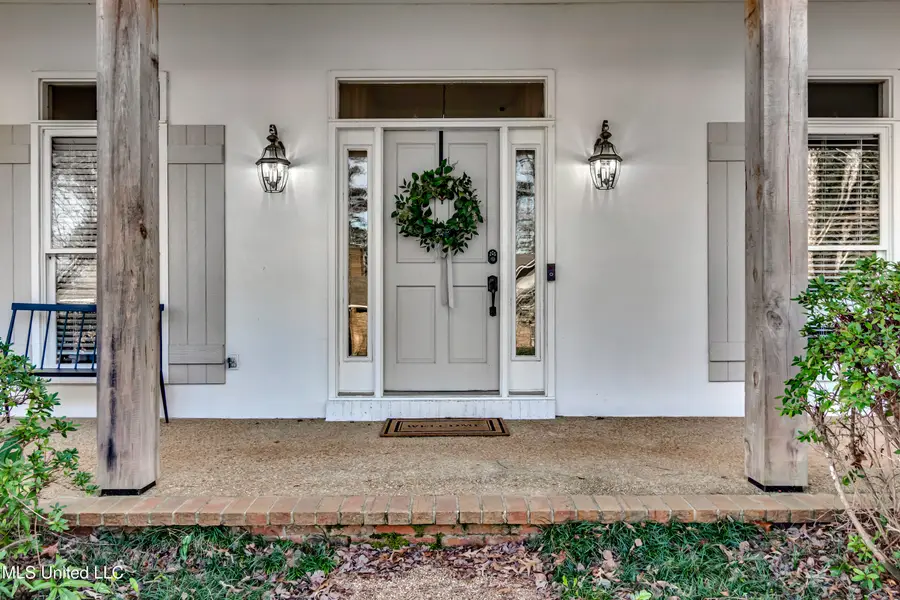 551 Cliffview Drive, Brandon, MS 39047 - Image #2