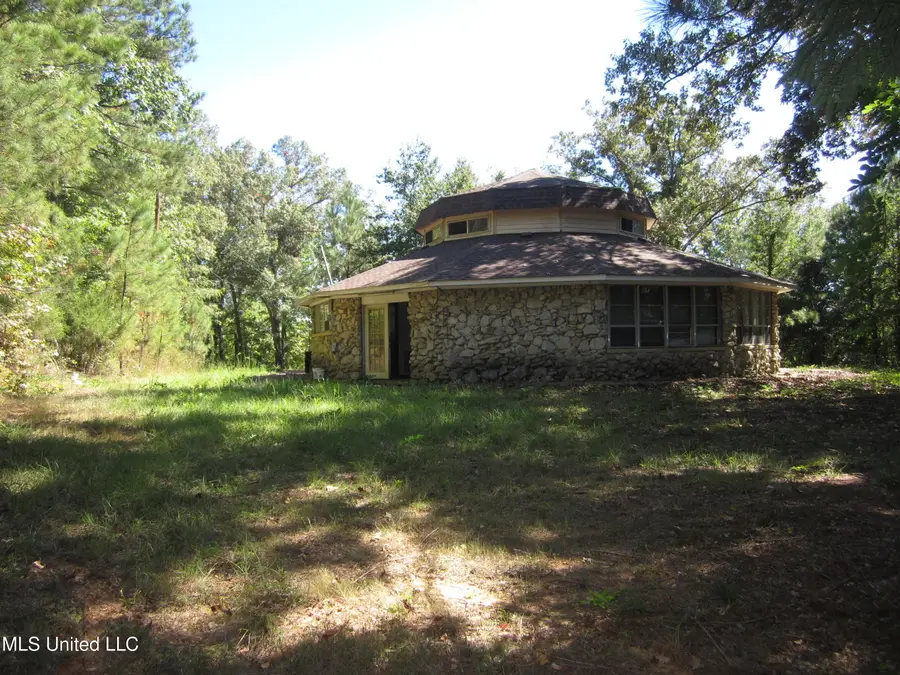 1934 Blue Ridge Road, Fulton, MS 38843 - Image #2