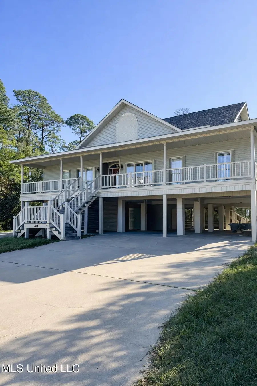 124 Basswood Drive, Pass Christian, MS 39571 - Image #2