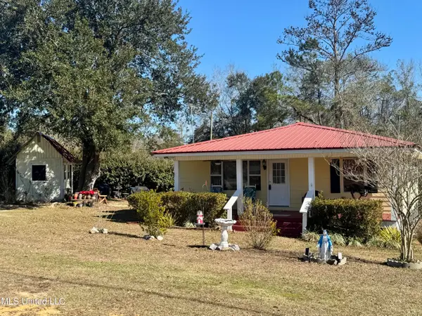 10418 Edwin Ladner Road, Pass Christian, MS 39571