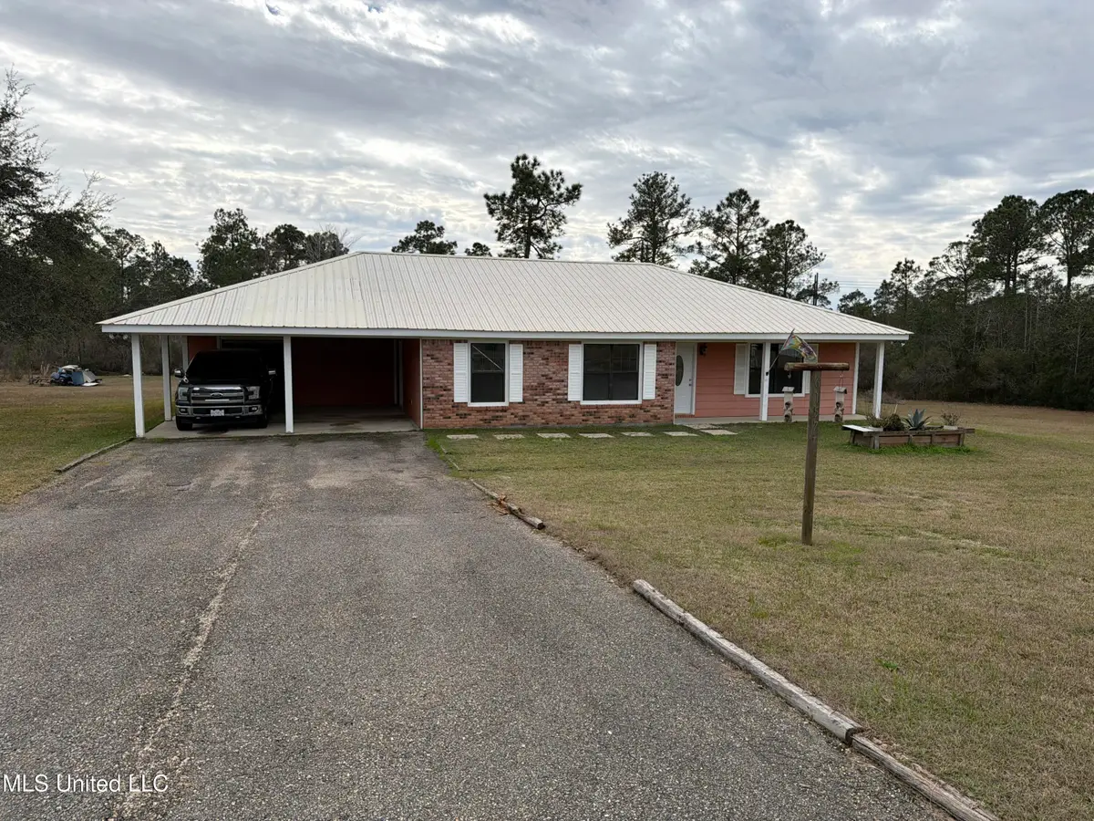 6157 Road 541, Kiln, MS 39556 - Image #1