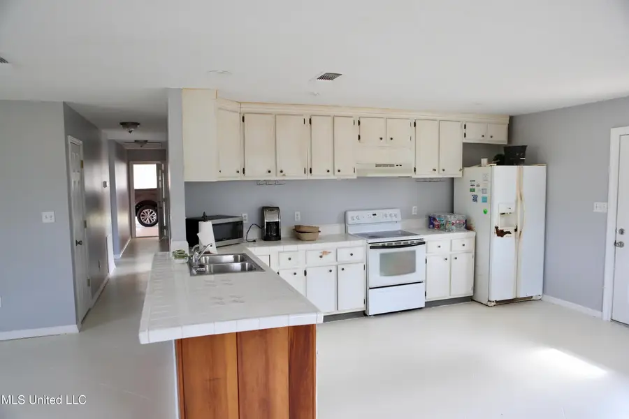 6157 Road 541, Kiln, MS 39556 - Image #2