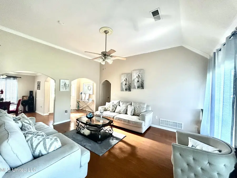 7402 Grandiflora Drive, Olive Branch, MS 38654 - Image #3