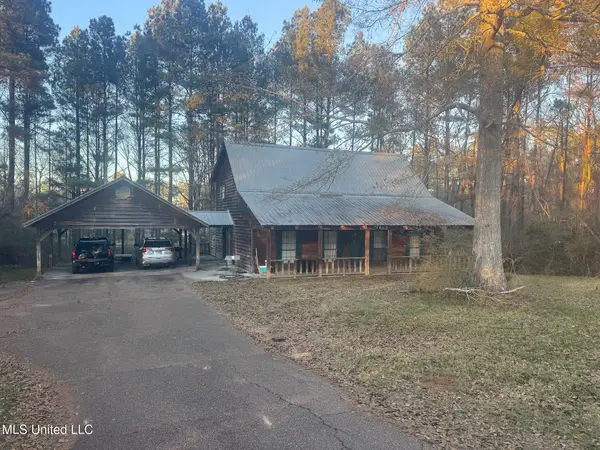 2067 Mccomb Hville Road, McComb, MS 39648