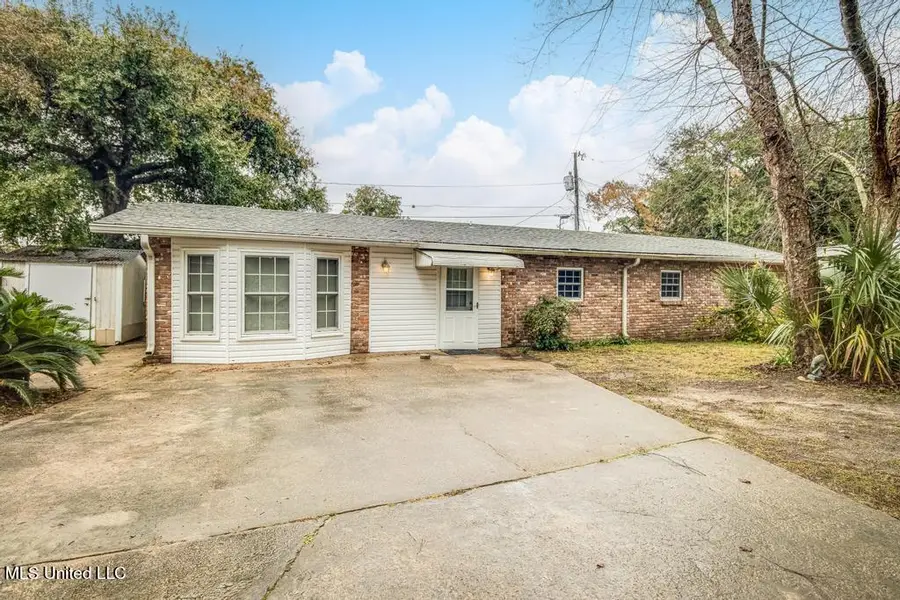 28 Woodglen Drive, Gulfport, MS 39507 - Image #2