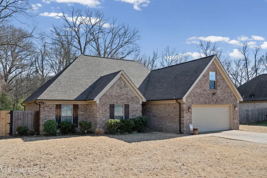 115 Fairway Drive, Senatobia, MS 38668 - Image #3