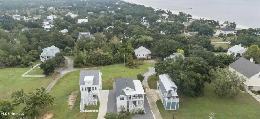 114 Cedar Avenue, Pass Christian, MS 39571 - Image #2