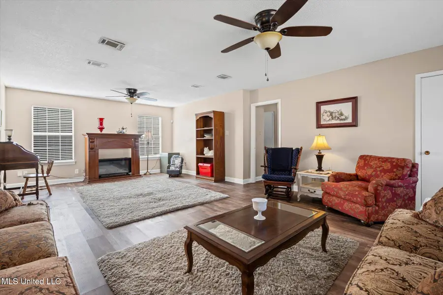 2924 Dantzler Street, Moss Point, MS 39563 - Image #3