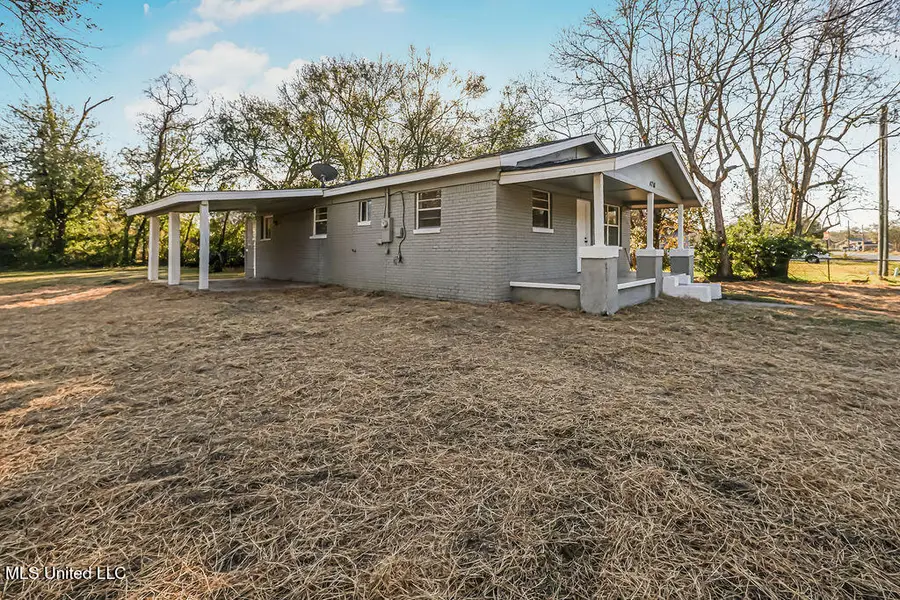 4718 Jackson Avenue, Moss Point, MS 39563 - Image #2