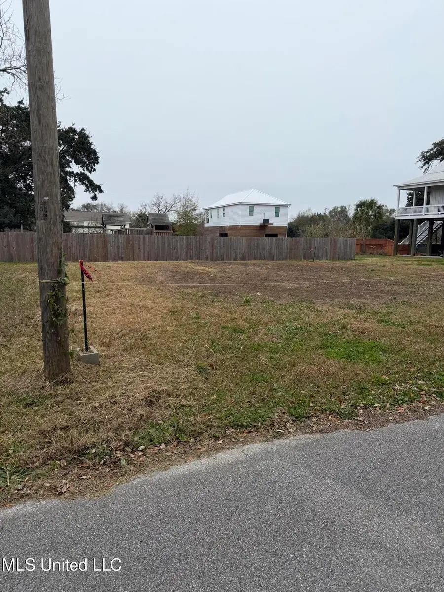 223 S Saint Paul Avenue, Pass Christian, MS 39571 - Image #2