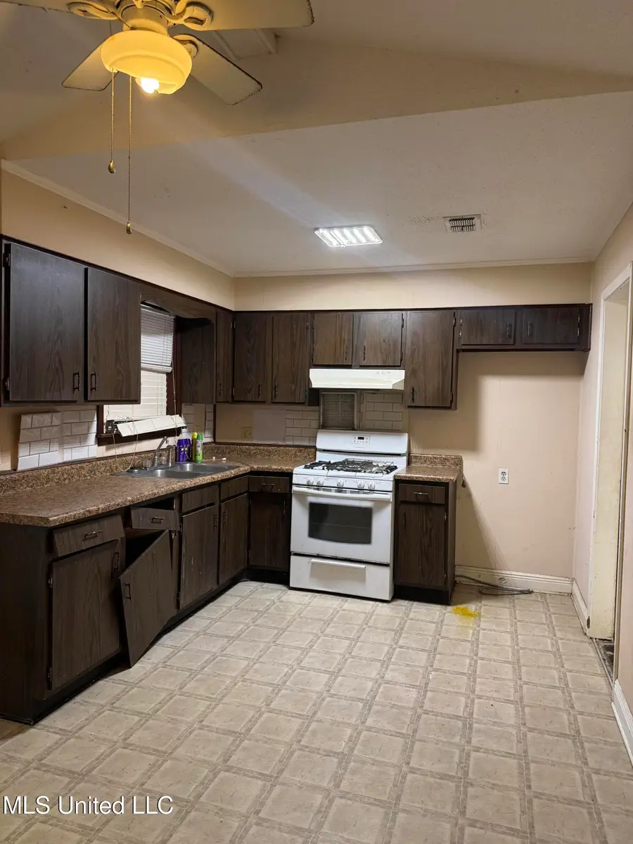 103 Phylis Drive, Gulfport, MS 39503 - Image #2