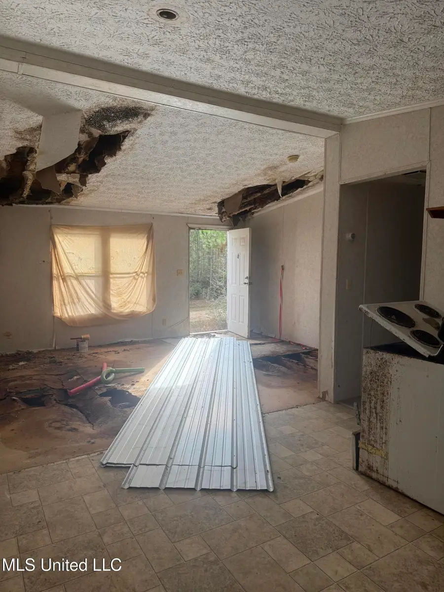 5053 Swallow Lane, Bay Saint Louis, MS 39520 - Image #3