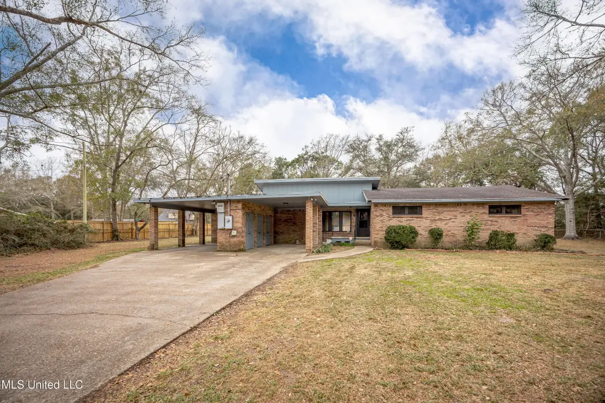 3109 Holly Drive, Gautier, MS 39553 - Image #1