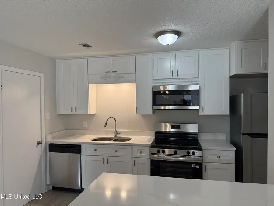 2513 Knox Street, Gulfport, MS 39503 - Image #3