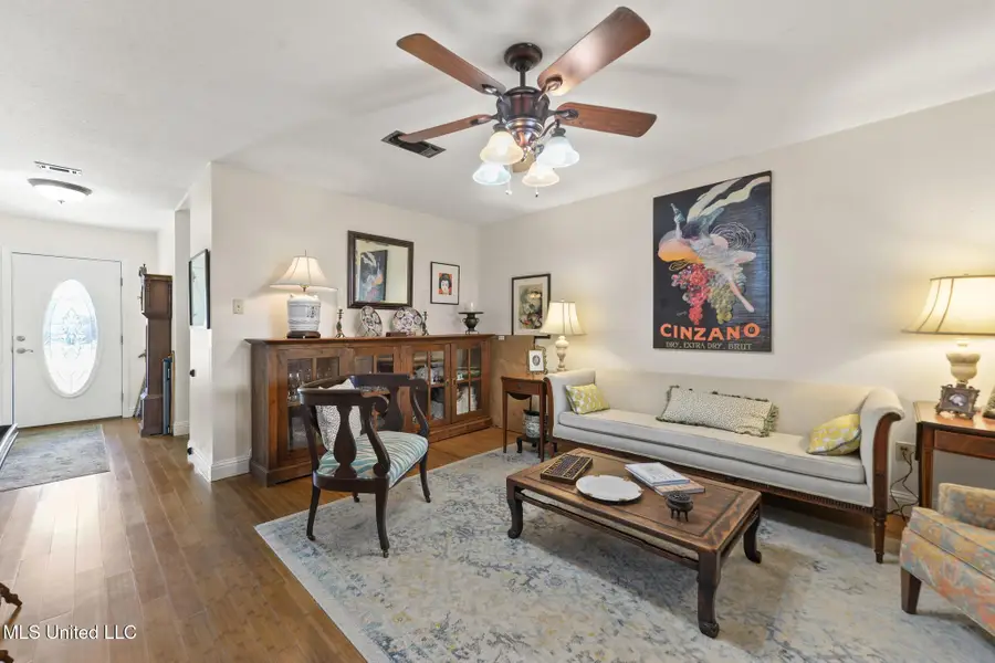 3231 Nottingham Road, Ocean Springs, MS 39564 - Image #3