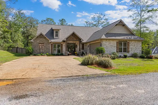 112 Laurelwood Trail, Mendenhall, MS 39114