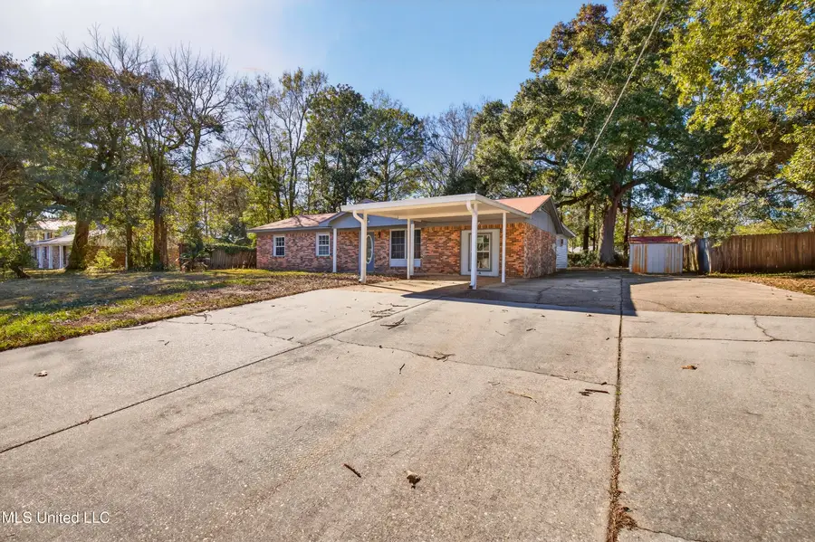 109 Evergreen Drive, Diberville, MS 39540 - Image #3