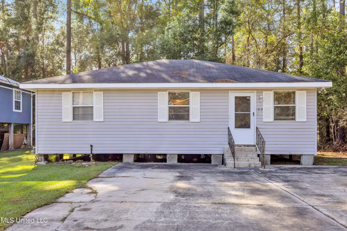 6013 Pine Street, Pearlington, MS 39572 - Image #1