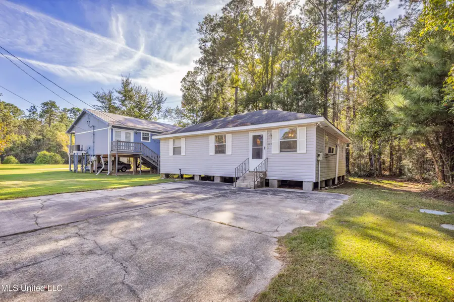 6013 Pine Street, Pearlington, MS 39572 - Image #2