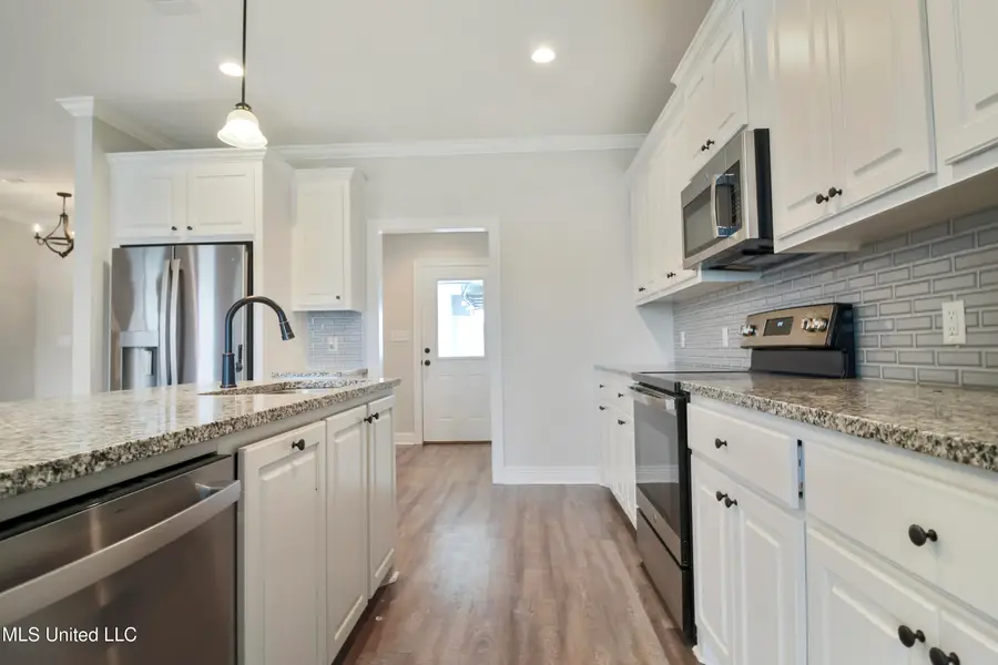 27 Sky View Drive, Purvis, MS 39475 - Image #2