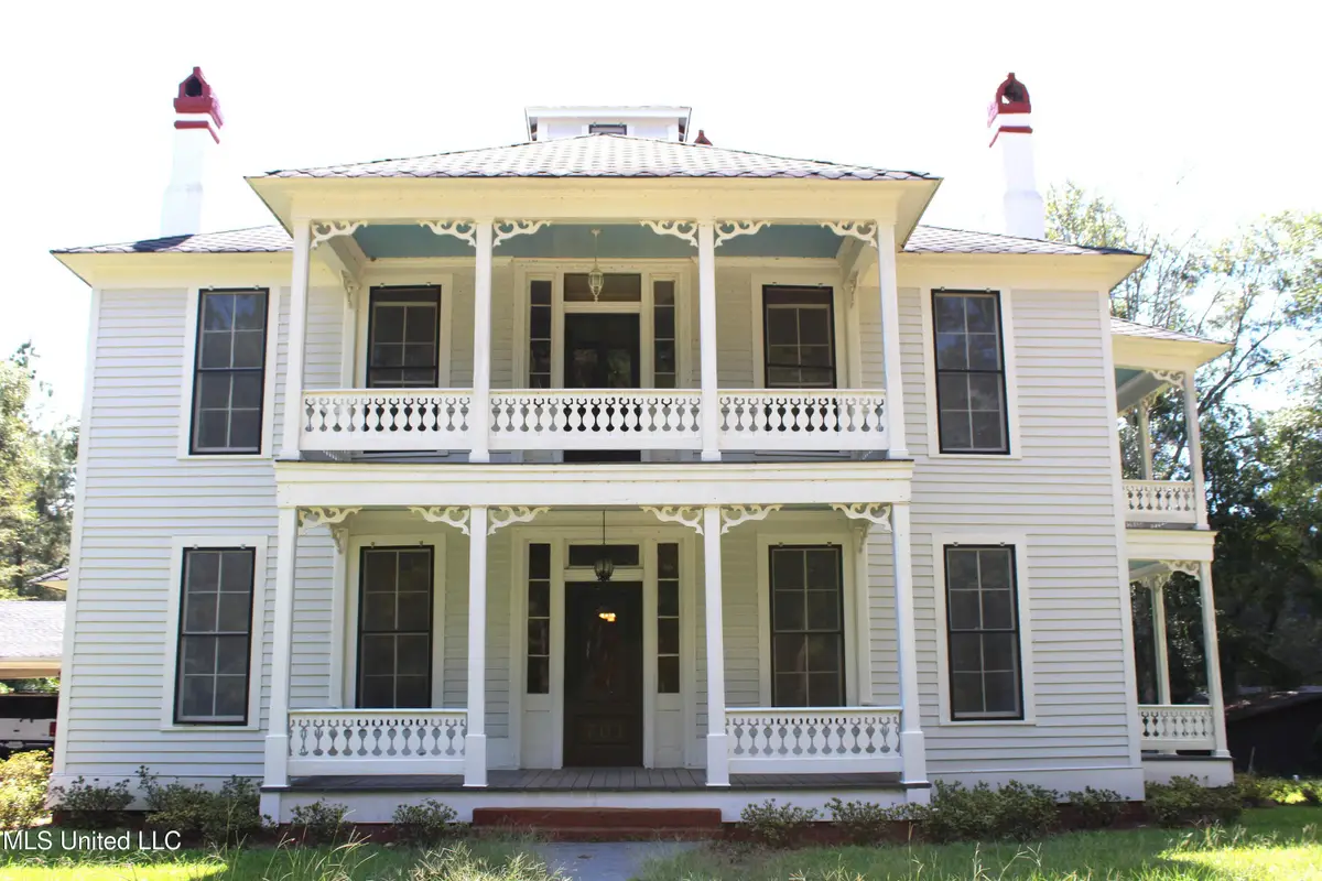 701 E Holly Street, Ellisville, MS 39437 - #1
