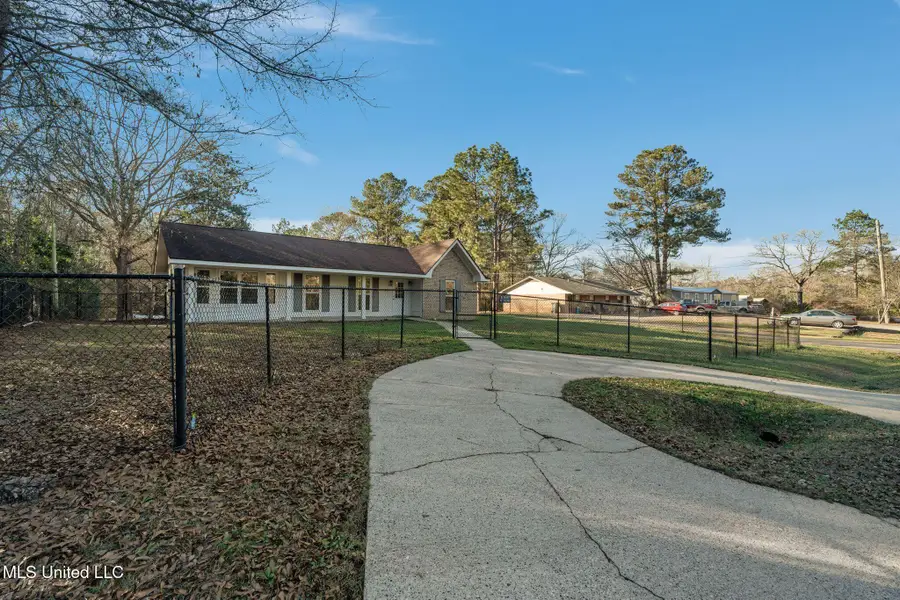 1013 Parker, Hattiesburg, MS 39402 - #3