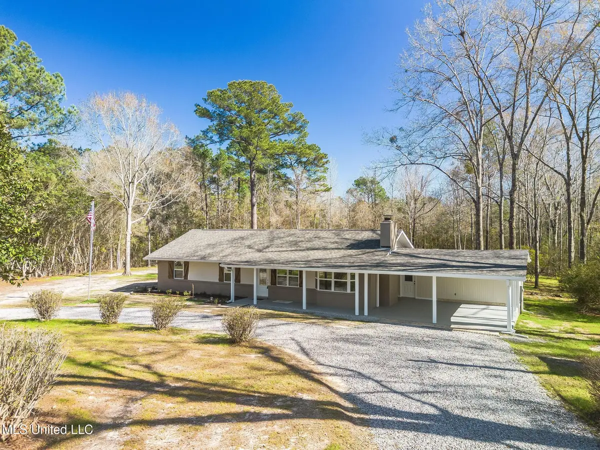 20502 Hill Top Road, Saucier, MS 39574 - Image #1