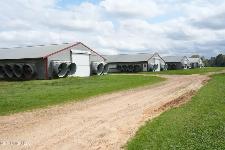 571 Mississippi 583, Tylertown, MS 39667 - Image #2