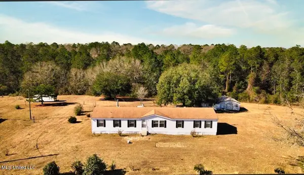 26230 Longvue Drive, Picayune, MS 39466