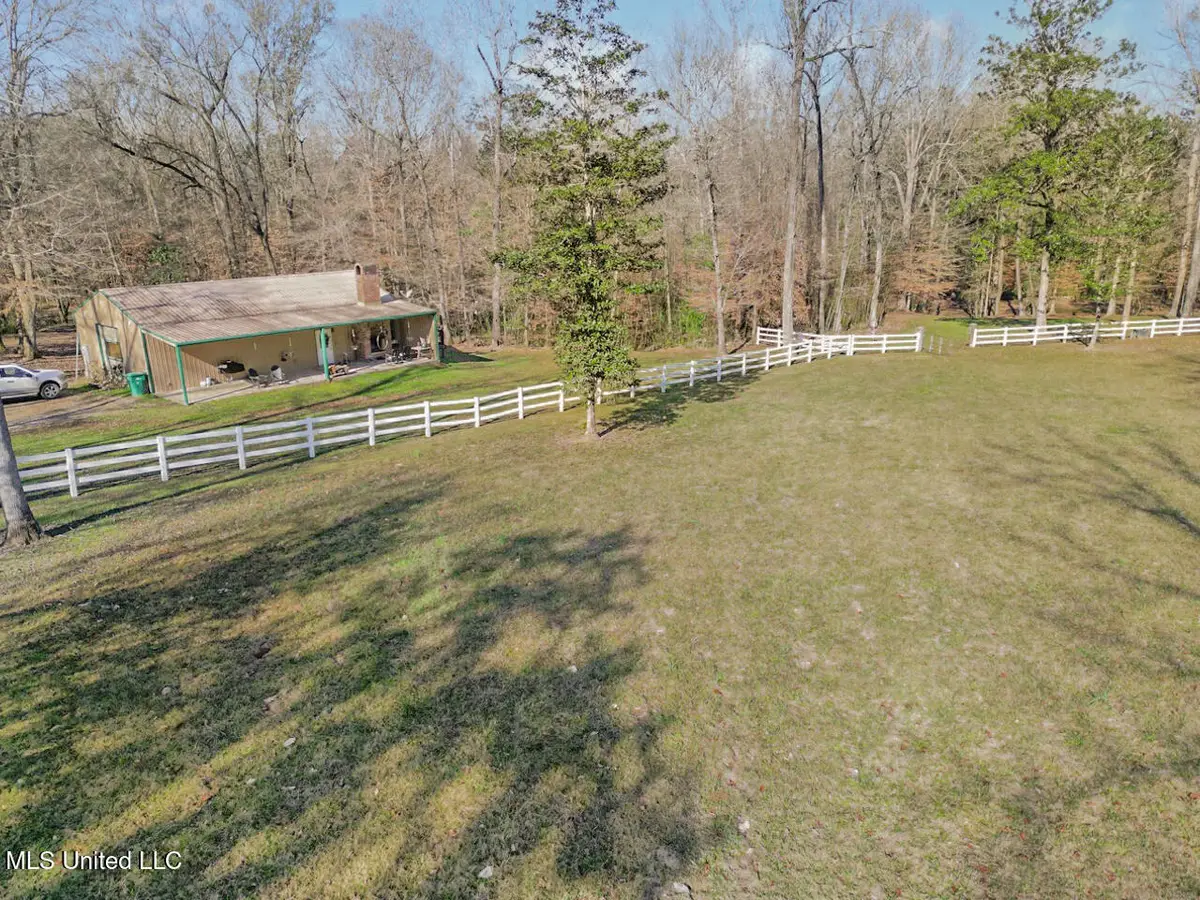 13645 Louisiana 10, Saint Francisville, LA 70775 - Image #1