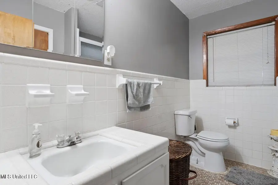 2208 Popp's Ferry Road, Biloxi, MS 39532 - #3