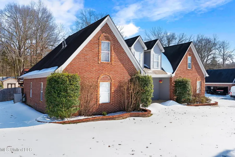 1466 Dogwood Hollow Drive, Nesbit, MS 38651 - Image #2