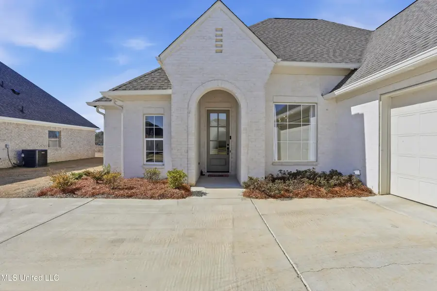 481 Aurora Circle, Canton, MS 39046 - #3