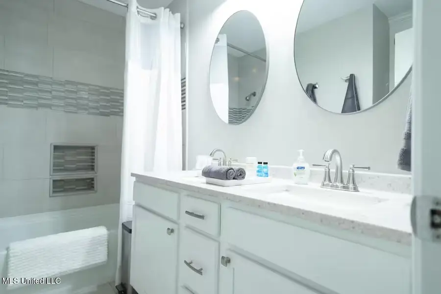 47a Northtown Circle, Jackson, MS 39211 - #2