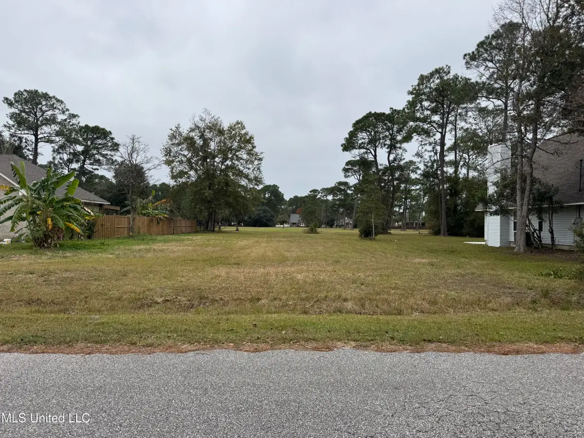 123 Country Club Drive, Pass Christian, MS 39571 - #1