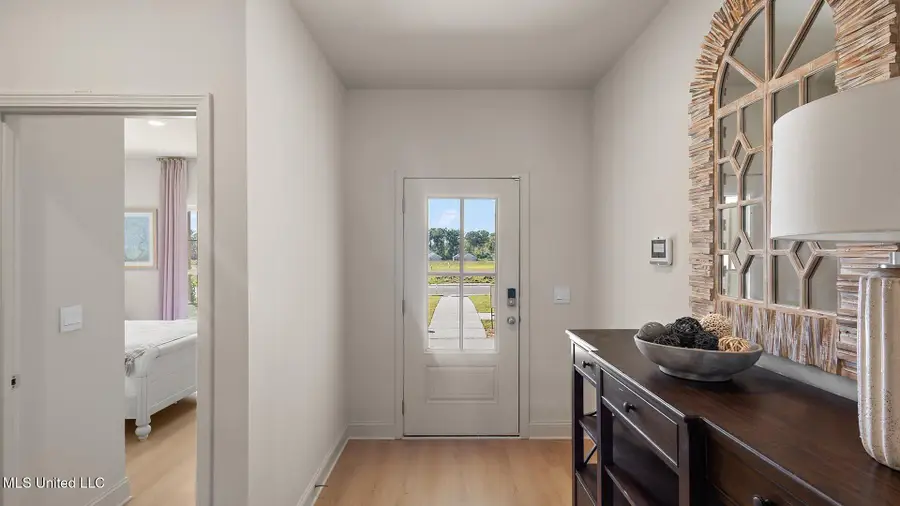 113 Saratoga Springs Avenue, Clinton, MS 39056 - #2