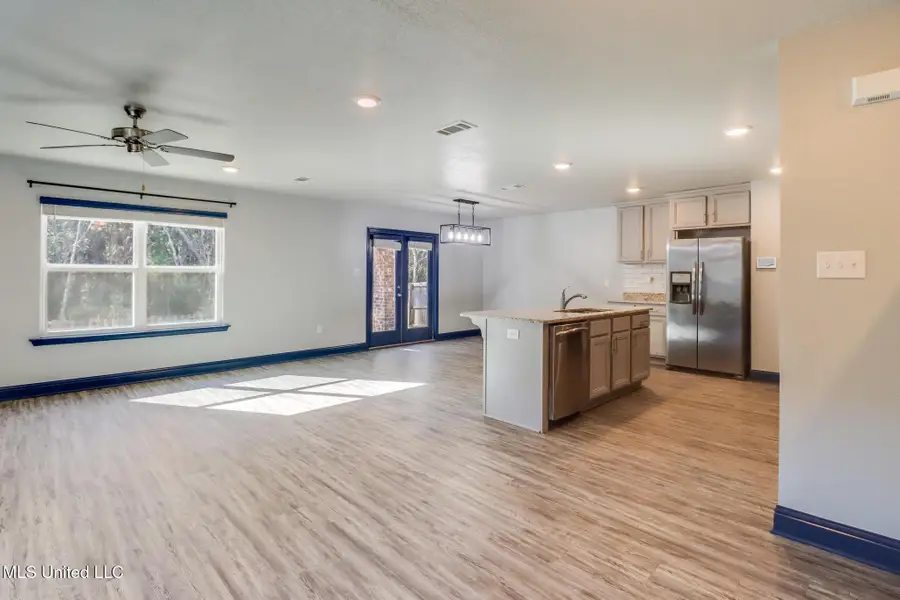 5261 Overland Drive, Biloxi, MS 39532 - #2