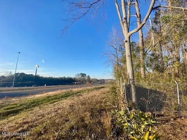 Marilyn Butler Dr Drive, McComb, MS 39648 - #3
