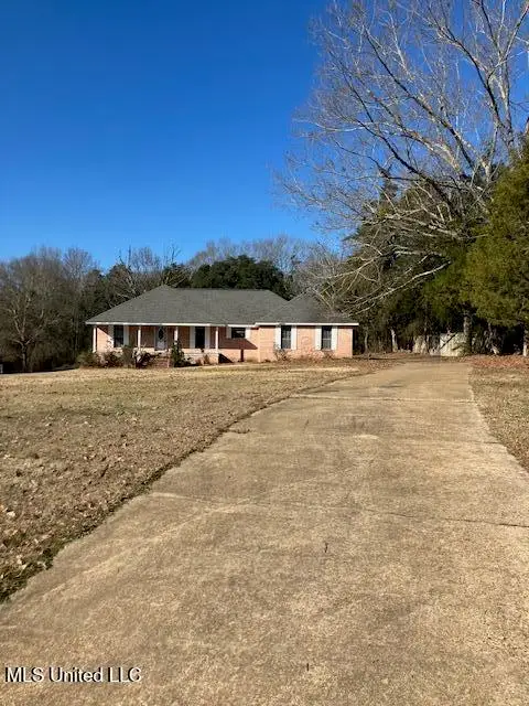 14999 Dry Grove Road, Raymond, MS 39154