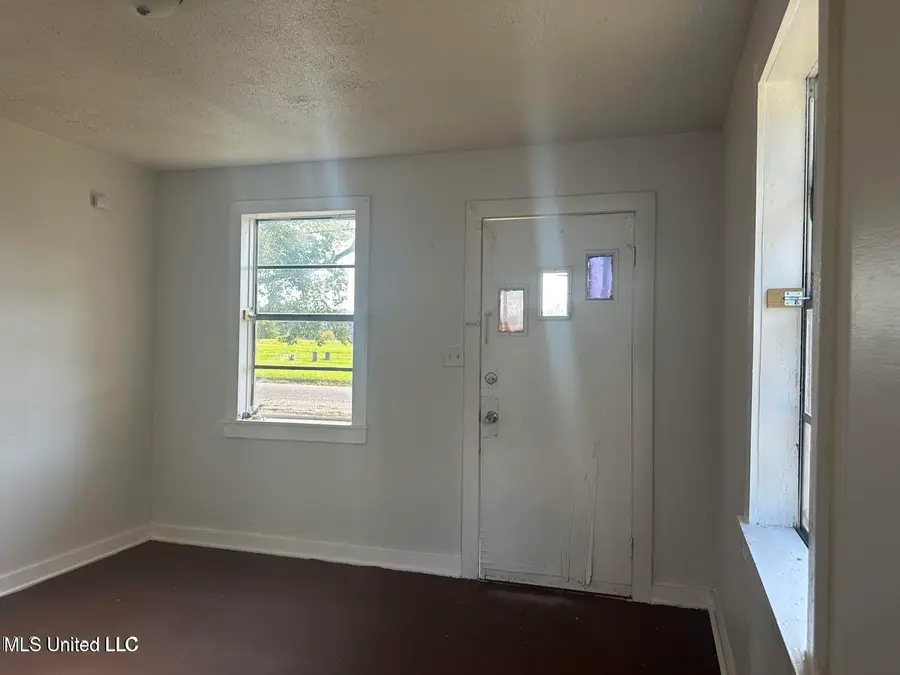 2012 Woodlawn Street, Jackson, MS 39203 - #2