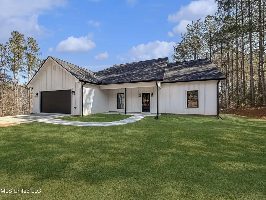 1021 Great Point Road, McComb, MS 39648 - #2