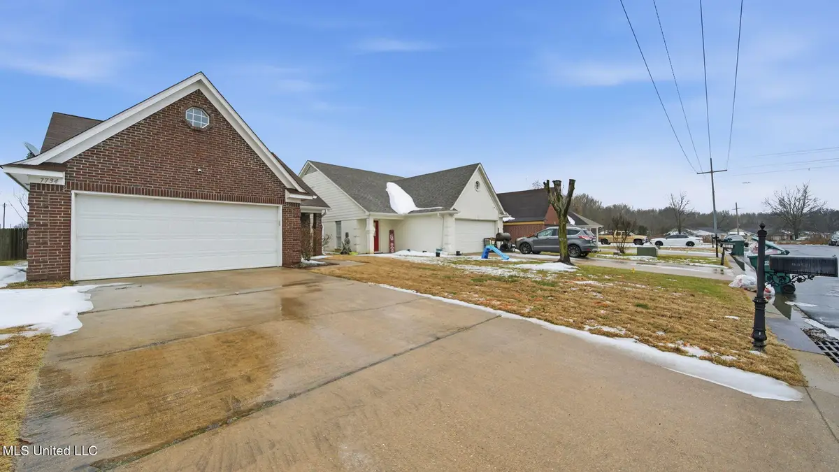 7734 S Chesterfield Drive, Southaven, MS 38671 - Image #1
